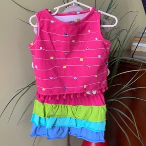 Three Friends 2 pc outfit.  Size 3T